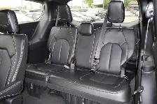 2025 Chrysler Pacifica Select FWD - Photo 8