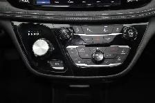 2025 Chrysler Pacifica Select FWD - Photo 18