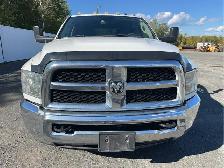 2018 Ram 3500 SLT - Photo 2