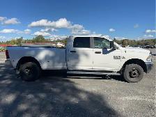 2018 Ram 3500 SLT - Photo 4