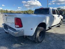 2018 Ram 3500 SLT - Photo 5