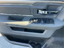 2018 Ram 3500 SLT - Photo 29