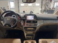 2010 Honda Odyssey - Photo 16