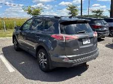 2017 TOYOTA RAV4  AWD  LE  LE - Photo 4