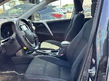 2017 TOYOTA RAV4  AWD  LE  LE - Photo 6