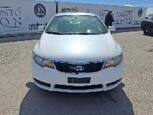 2013 Kia Forte - Photo 2