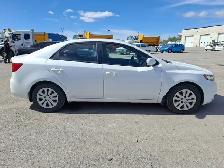 2013 Kia Forte - Photo 4