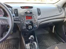 2013 Kia Forte - Photo 12