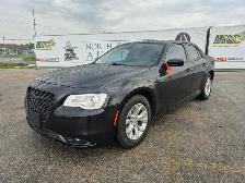2018 Chrysler 300