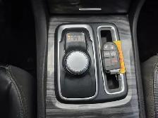 2018 Chrysler 300 - Photo 13
