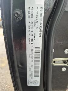 2018 Chrysler 300 - Photo 16