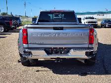 2026 Chevrolet Silverado 3500HD LTZ 4WD Crew Cab Long Box LTZ - Photo 16