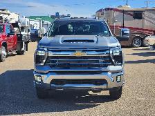 2026 Chevrolet Silverado 3500HD LTZ 4WD Crew Cab Long Box LTZ - Photo 28