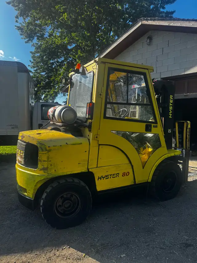 Hyster 80 outdoor forklift