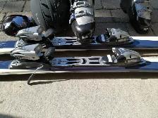 Ensemble Ski alpin 170 cm (  bâtons, bottes, casque, lunettes) - Photo 3