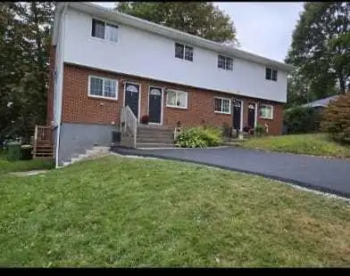 2 bdrm 2 level mini home for rent