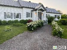 $625,000 - 1 1/2 Storey for sale in St-Calixte - Photo 2