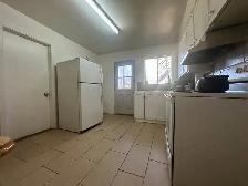 Private Room for RENT – Next to Metro Plamondon! - Photo 4