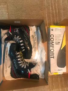 2x Vapours Boys Skates