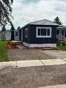 Completely Renovated Mobile Home in Thorndale For Sale!