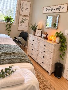 Professional Treatment Room for Rent | Established Wellness - Photo 3