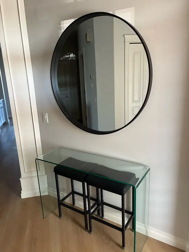 Table Mirror Chairs