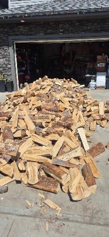Tamarack or Birch Firewood perfect for indoors and outdoor - Photo 7