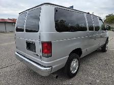 2012 Ford Econoline Wagon XLT 12 PASSENGER-CERTIFIED-NO ACCIDENT - Photo 5