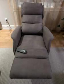 Fauteuil motorisé inclinable et auto-souleveur - Photo 3