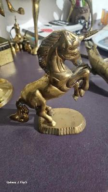 Licorne en brass/laiton lourd