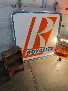 Royalite Signs/ Gas Pumps - Photo 3