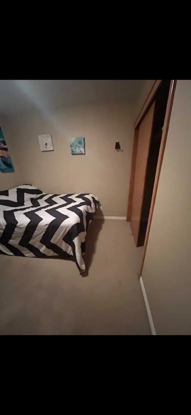Large room for rent