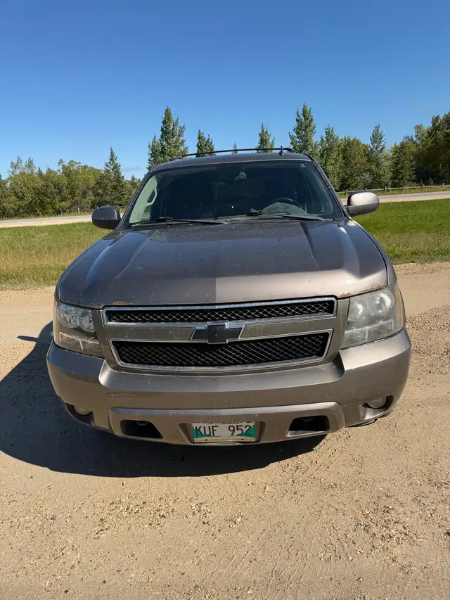 2010 suburban ltz