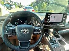 2021 Toyota Sienna XLE AWD - Photo 6