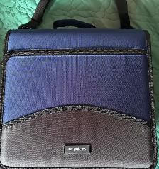 Amazon Basics 3-Ring Zipper Binder - Photo 2
