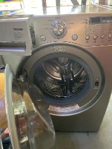 LG Tromm Washer and Dryer - Photo 3