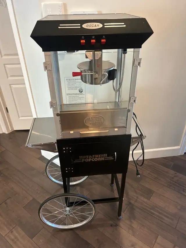 Oscar Bullseye Popcorn Machine