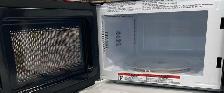 Microwave Oven, 1100 watts by Chefman. - Photo 2