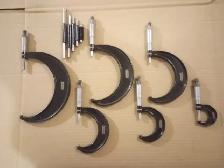 STARRETT  Micrometer set  from 0' to 6' - Photo 2