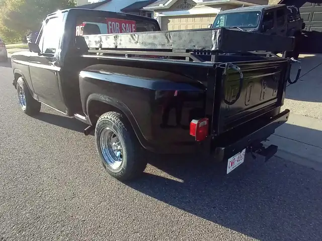 1986 Ford F-150 XLT Lariat Shortbox Stepside