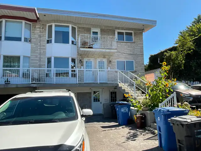 Location grand 5-1/2 a Longueuil