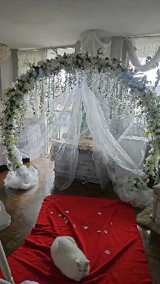 Wedding Arch - Photo 2