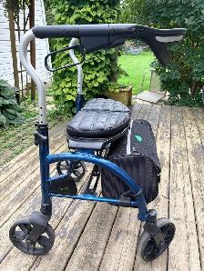 Sturdy walker - Photo 3