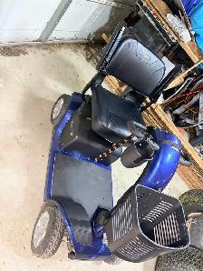 Mobility Scooter - Photo 4