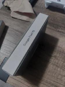 Black Google Pixel 10 - brand new, sealed, unlocked - Photo 3