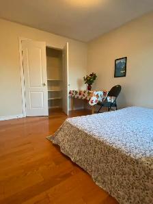 Richmond hill Rooms for Rent–Convenient & Affordable$1,250 - Photo 6