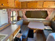 1993 Bigfoot 17’ camper - Photo 2