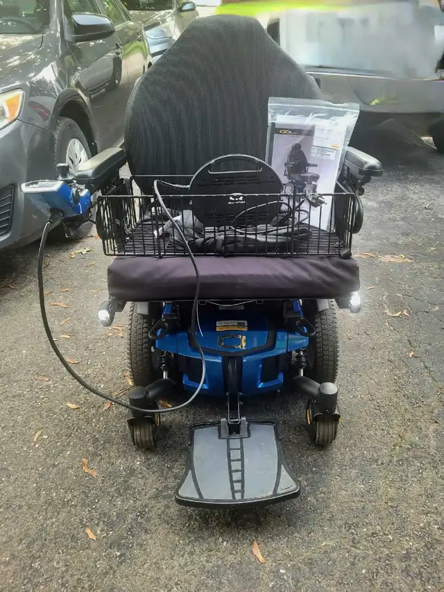 Quantum Q6 HD electric wheel chair