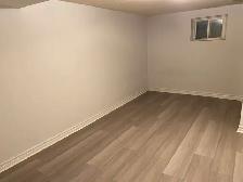 Private Room for rent. Finch Ave and Victoria Park. North York. - Photo 3