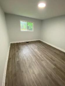 Private Room for rent. Finch Ave and Victoria Park. North York. - Photo 4